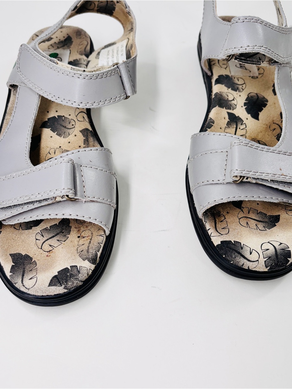 GreenLeaf golf sandals size 10M - Picture 3 of 6